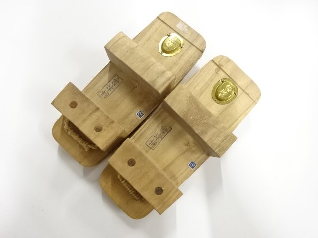  未使用品　桐下駄(22.5センチ)